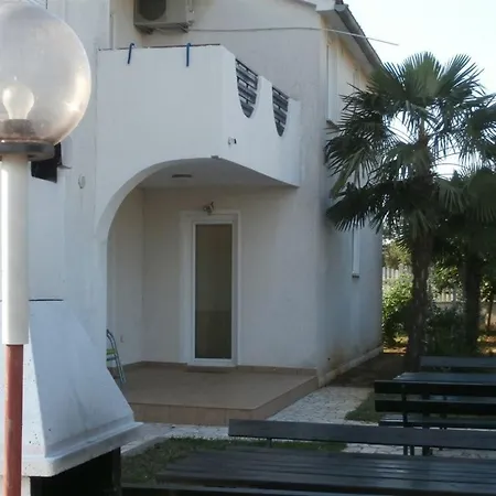 In With Balcony, Air Conditioning, Wifi 819-2 Apartman Poreč