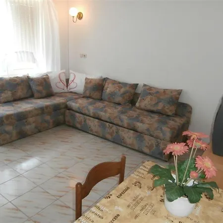 In With Balcony, Air Conditioning, Wifi 819-2