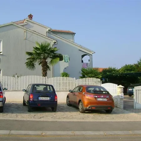 In With Balcony, Air Conditioning, Wifi 819-2 Apartmán *