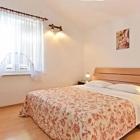 In With Balcony, Air Conditioning, Wifi 819-2 Apartmán